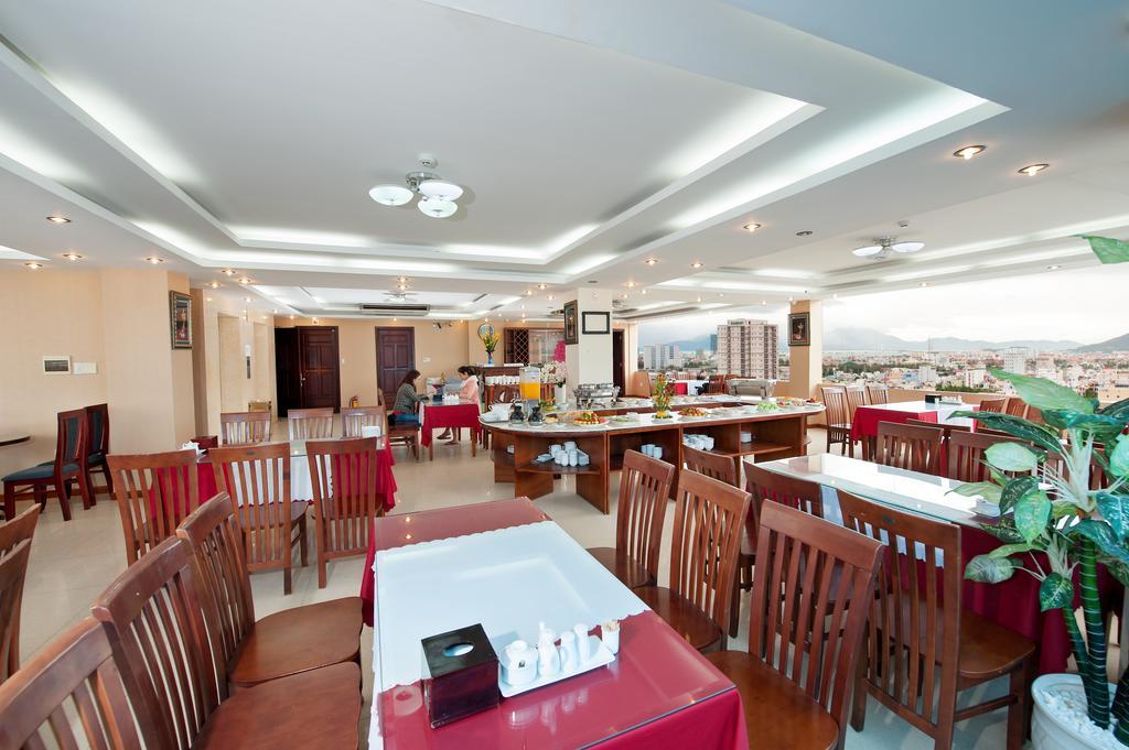 Truong Son Tung 1 - Beautiful Beach Hotel Da Nang Luaran gambar